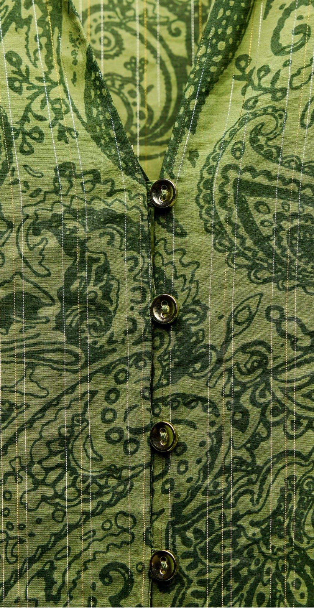 METALLIC THREAD PRINTED shirt
