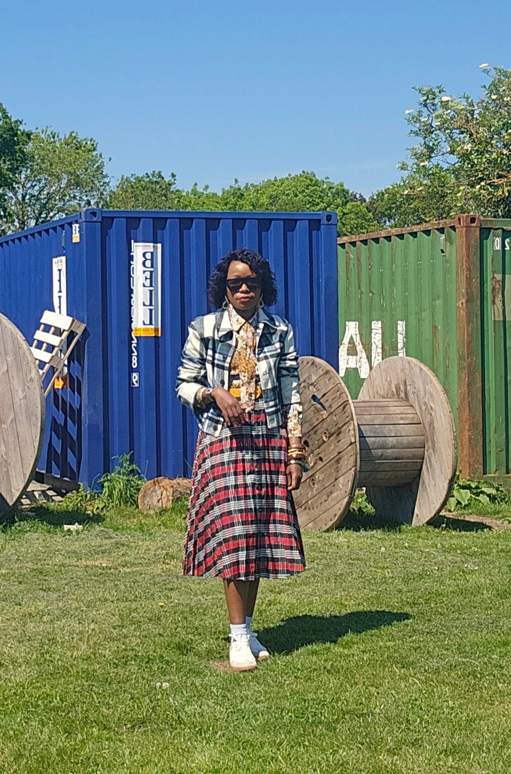 Pleated check skirt