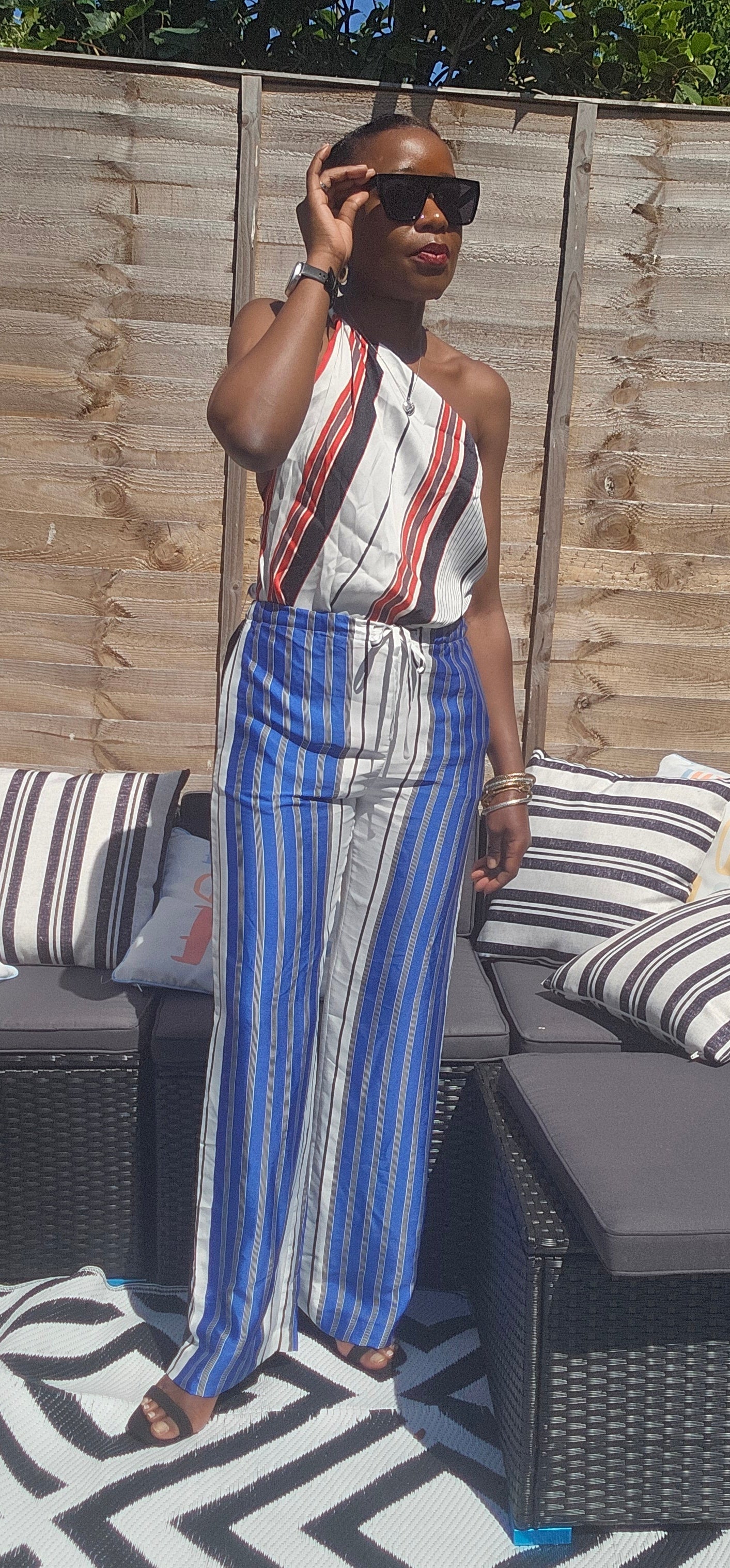 Striped trousers with drawsting
