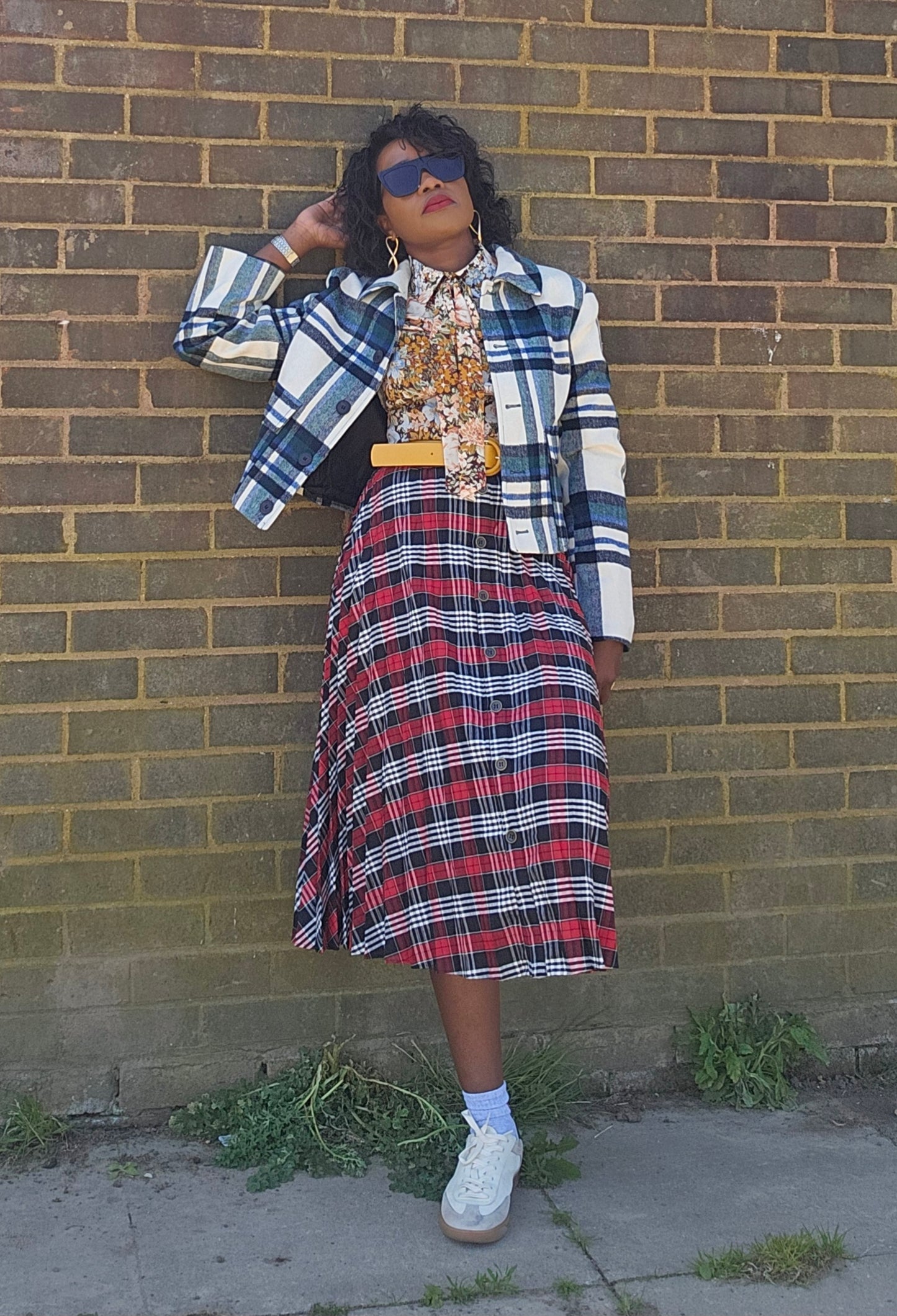 Pleated check skirt
