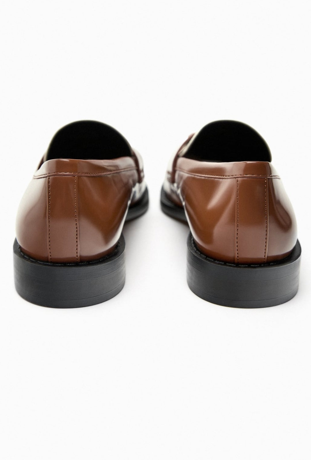 Contrast Loafers with tassels