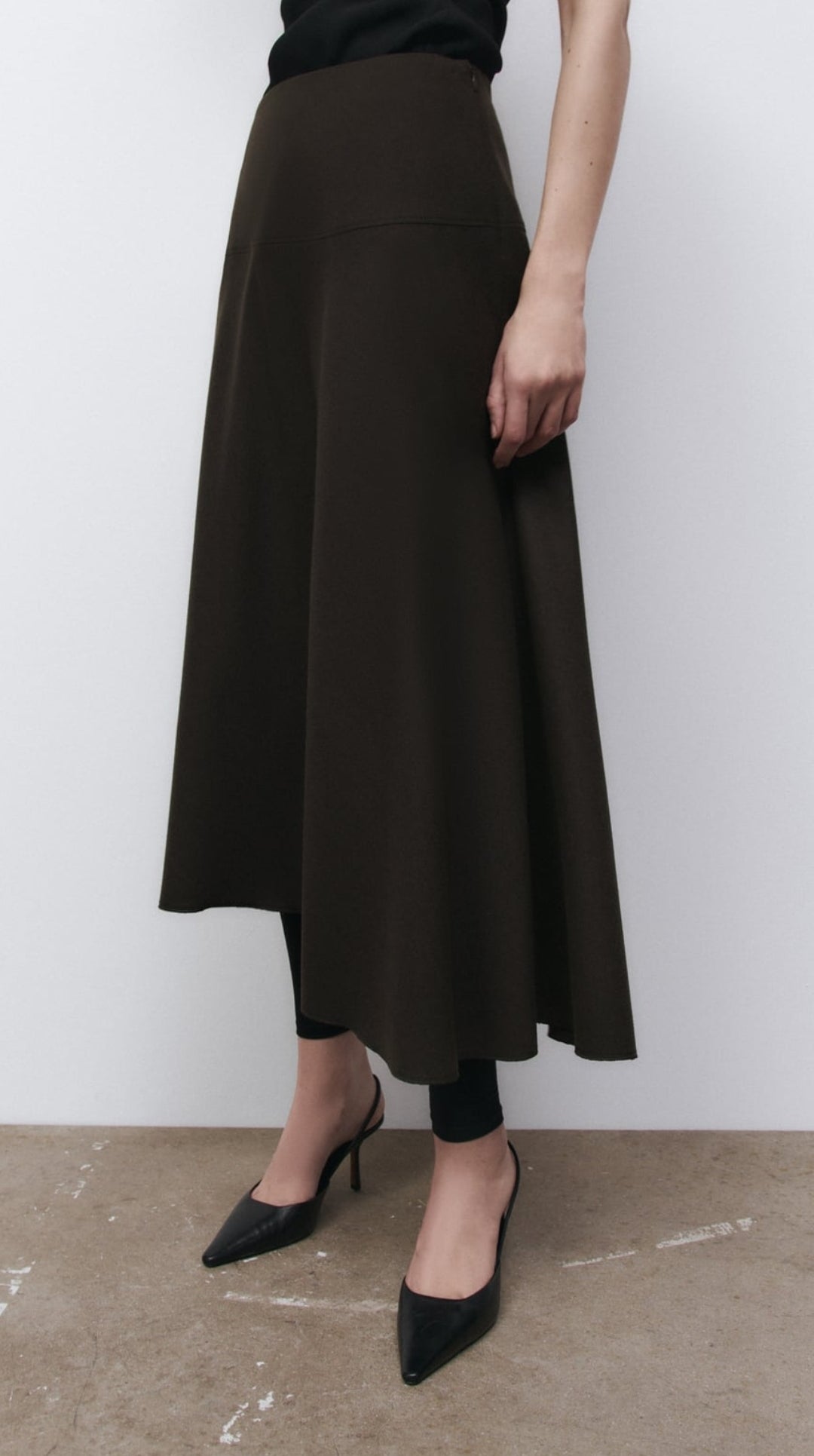 Asymmetric Midi skirt