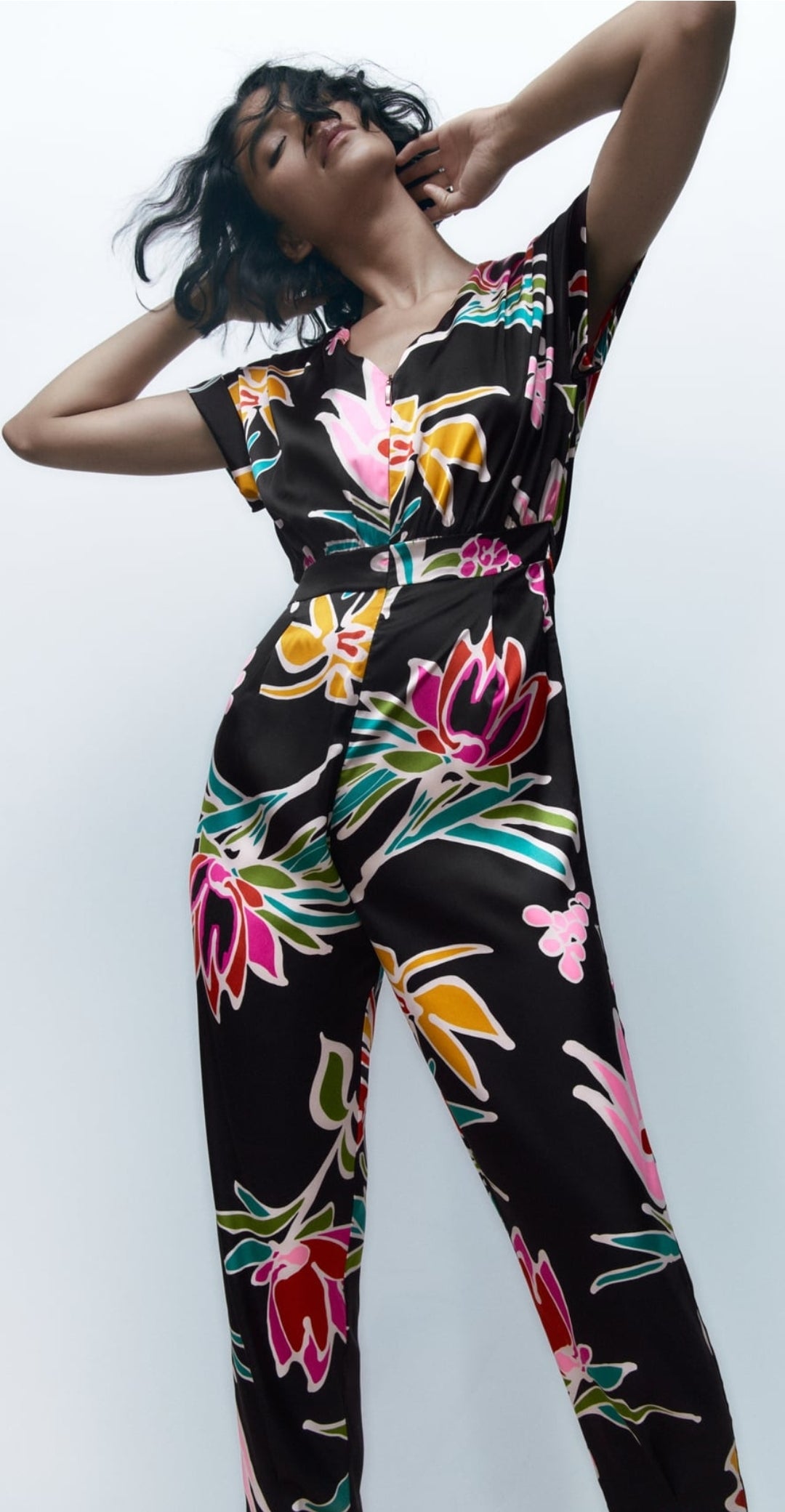 Satin Jumpsuit with zip closure