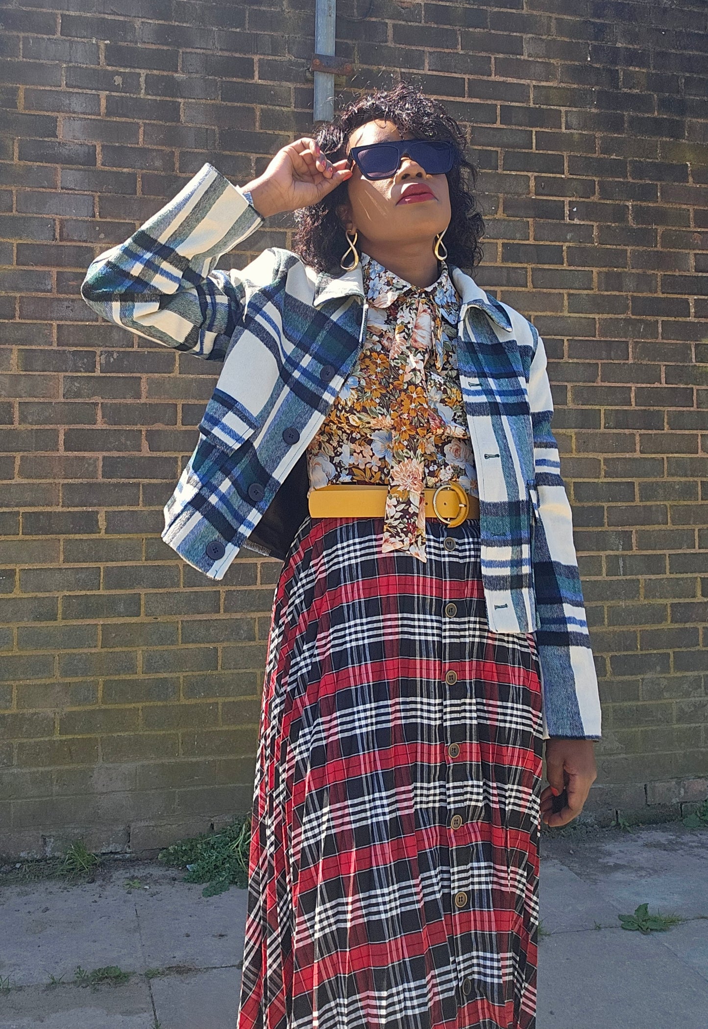 Pleated check skirt