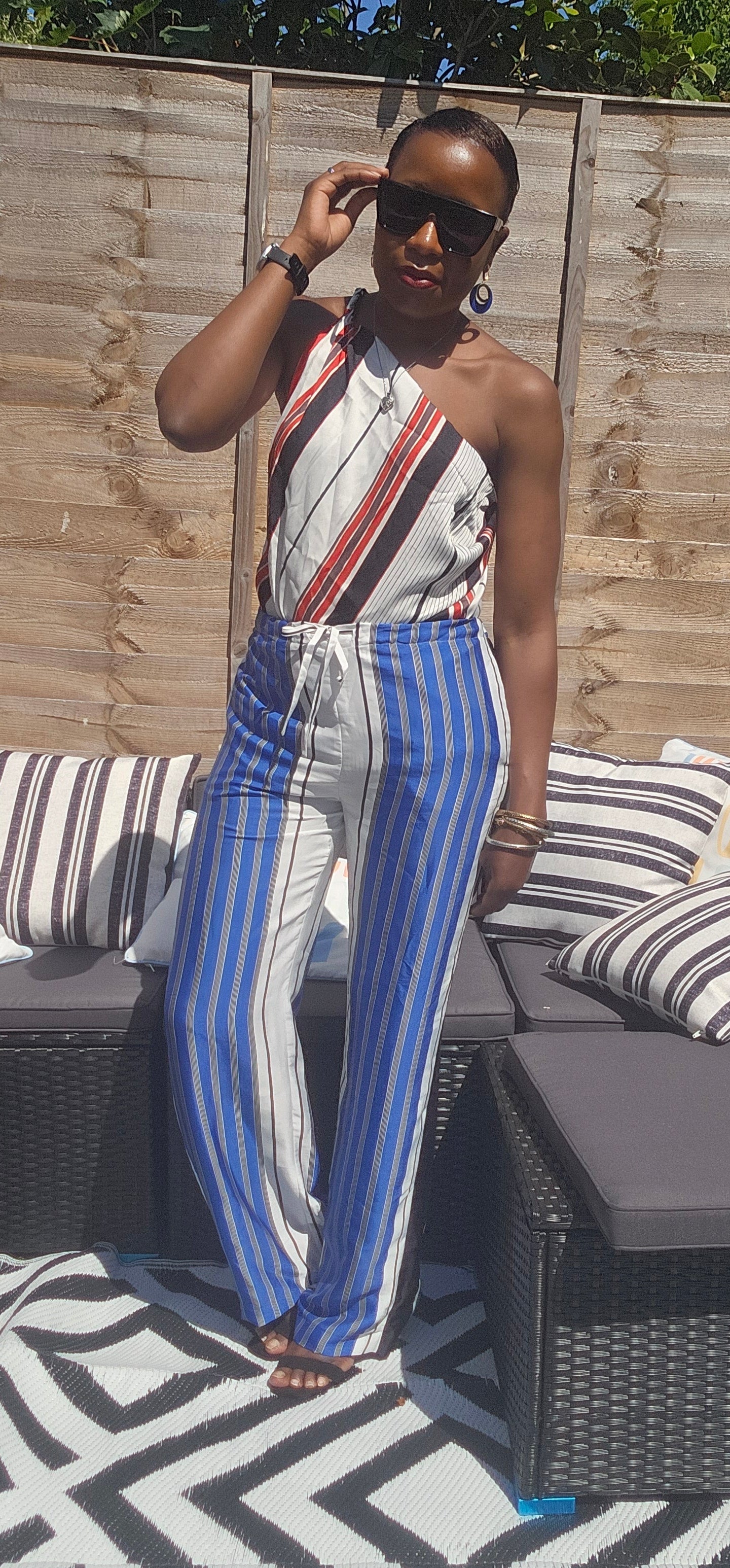 Striped trousers with drawsting