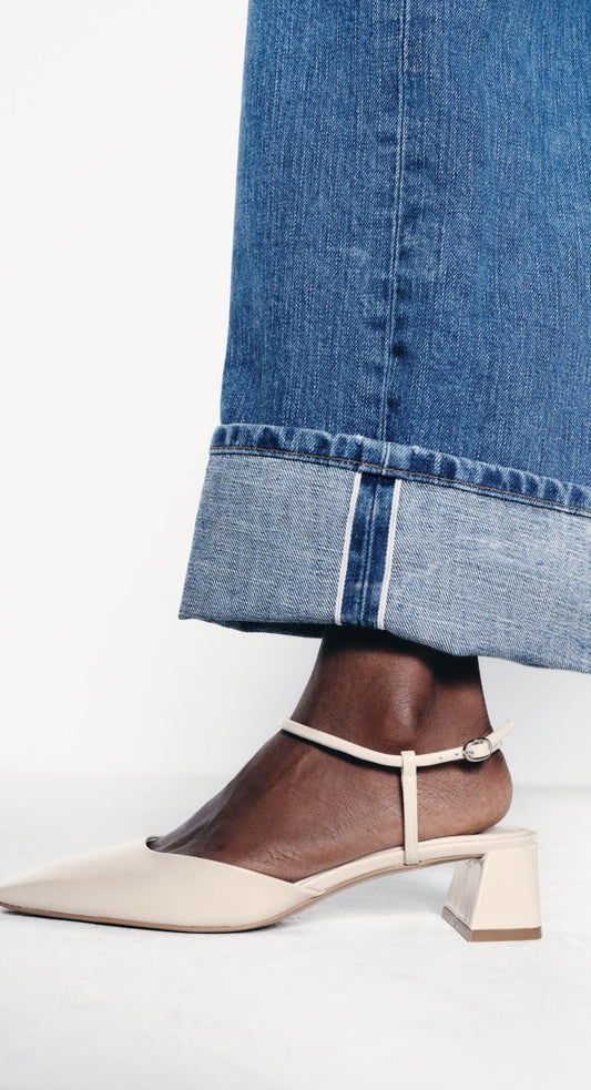 Faux-patent finish slingback shoes