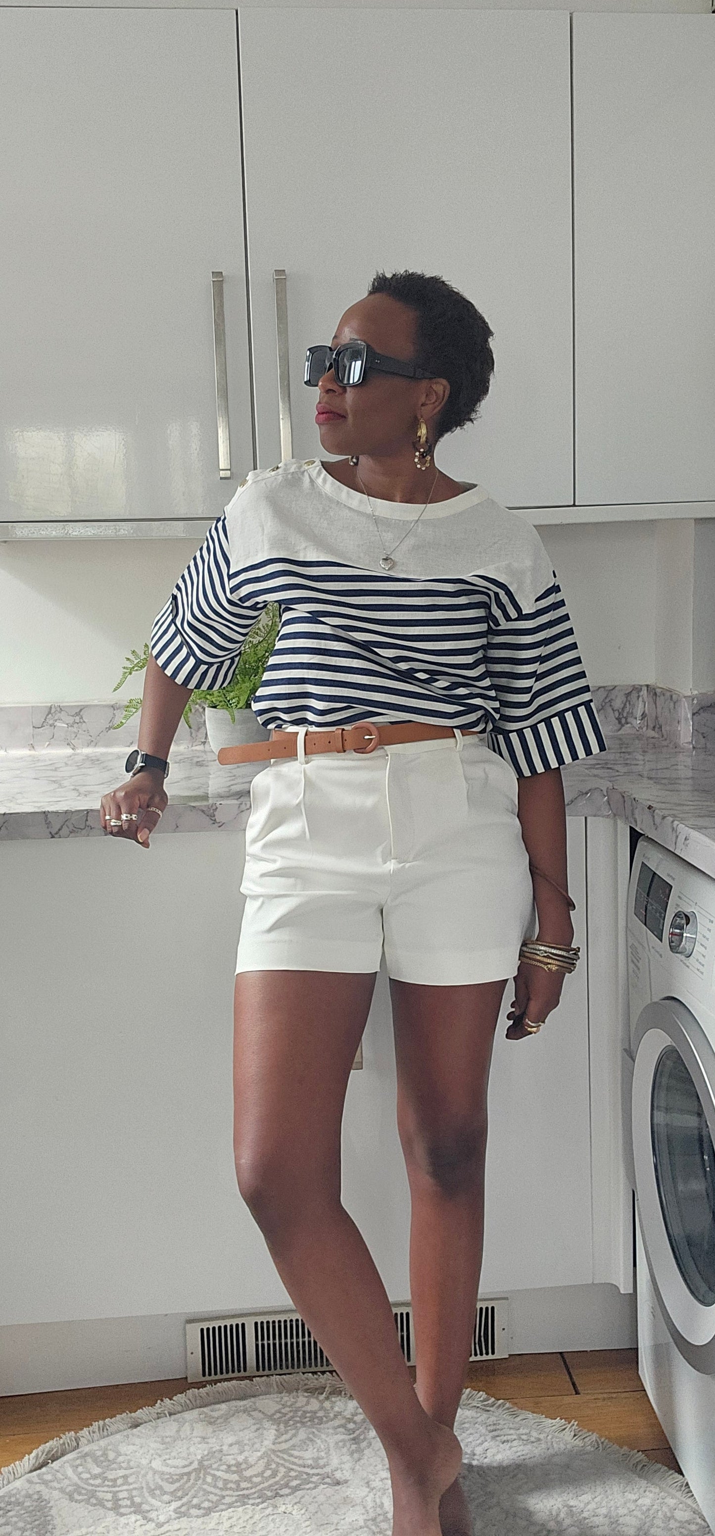 Smart belted shorts