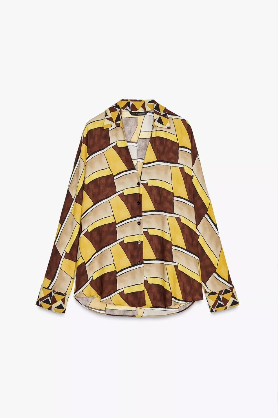 Shirt with lapel collar