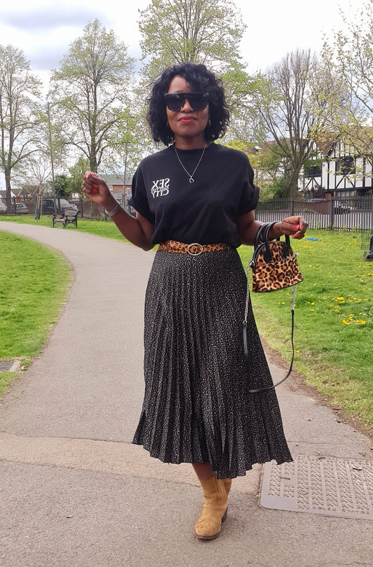 Satin skirt with side slit
