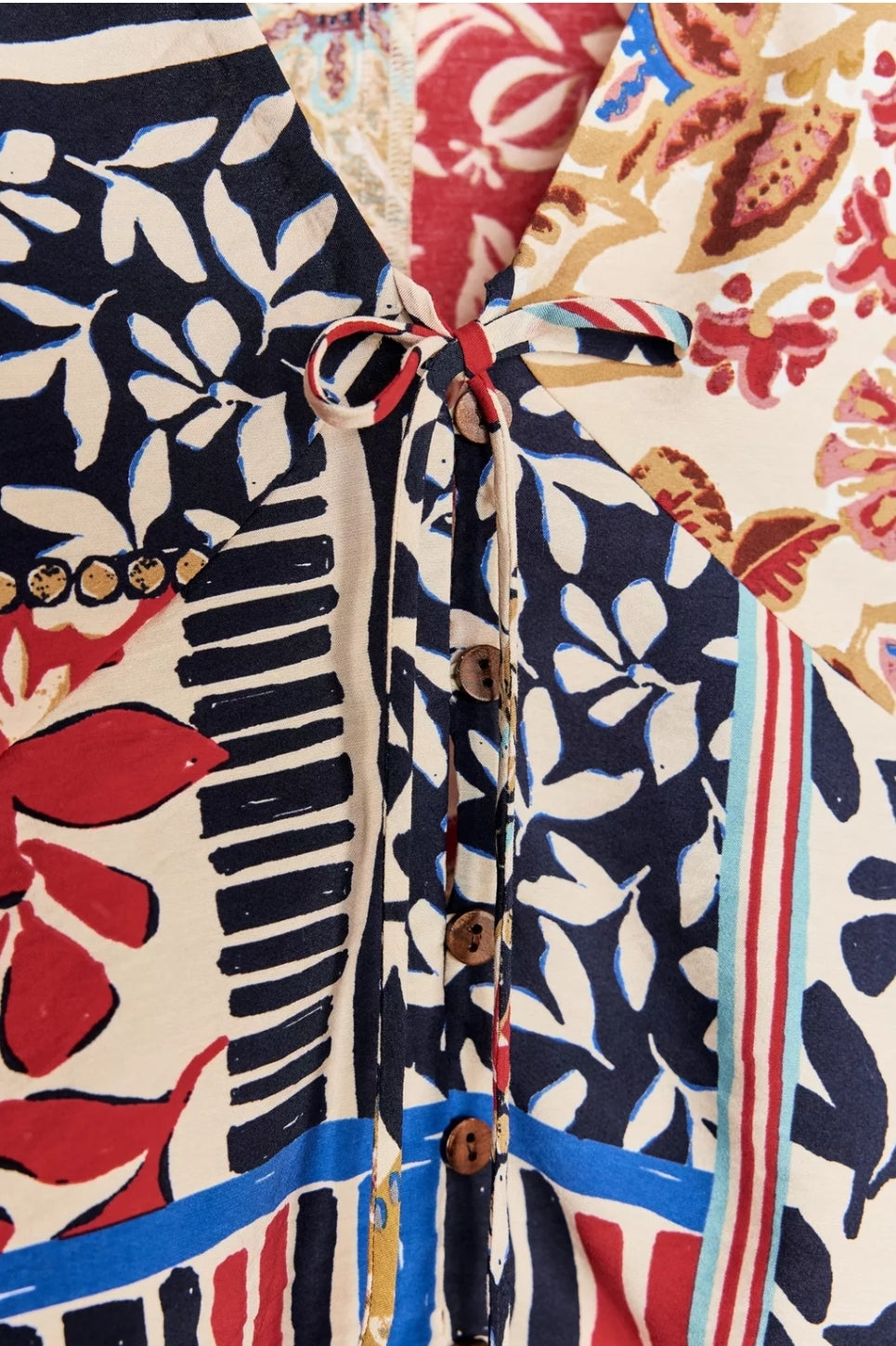 PATCHWORK PRINT BLOUSE